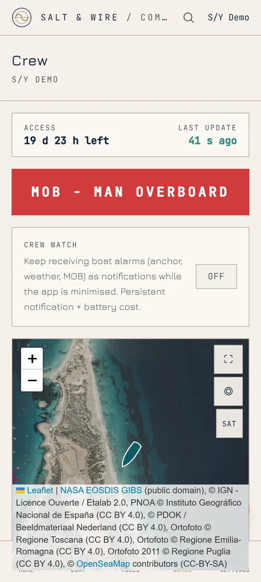 Crew screen with MOB button and shared boat view