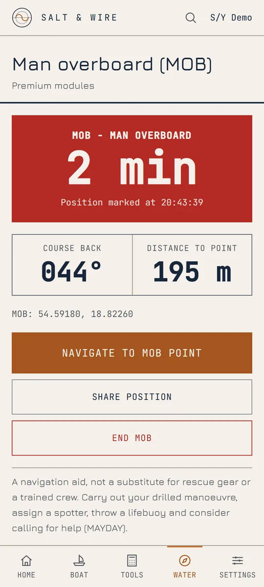 Man overboard screen: time since the fall, course back and distance to the point